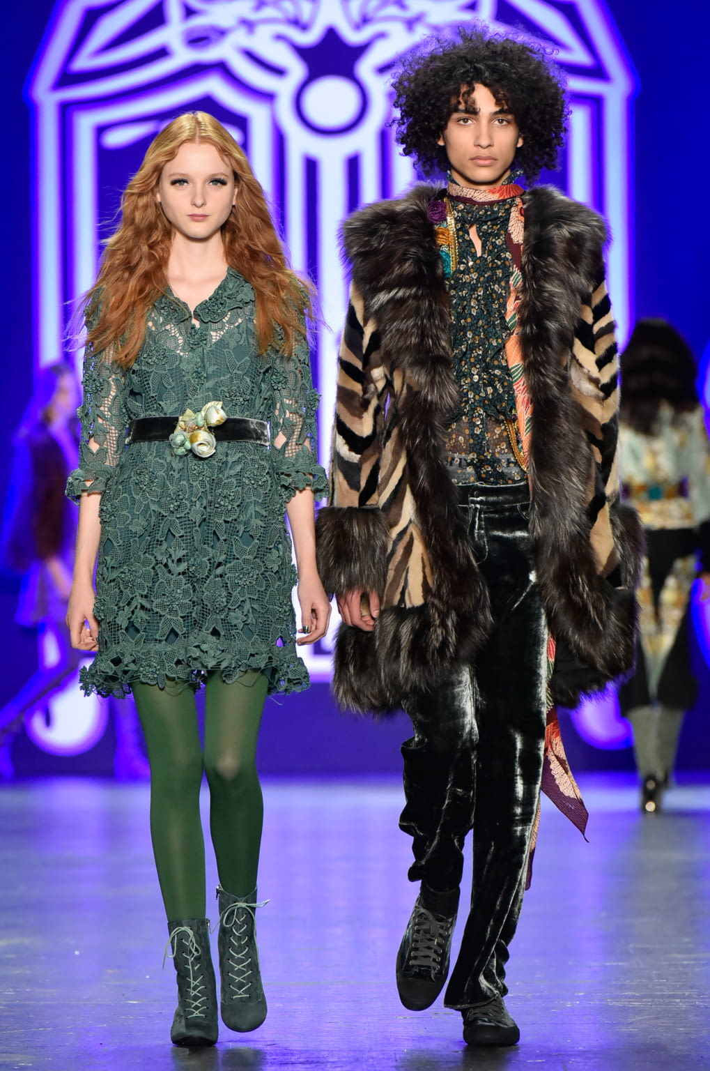 Fashion Week New York Fall/Winter 2016 look 39 from the Anna Sui collection womenswear