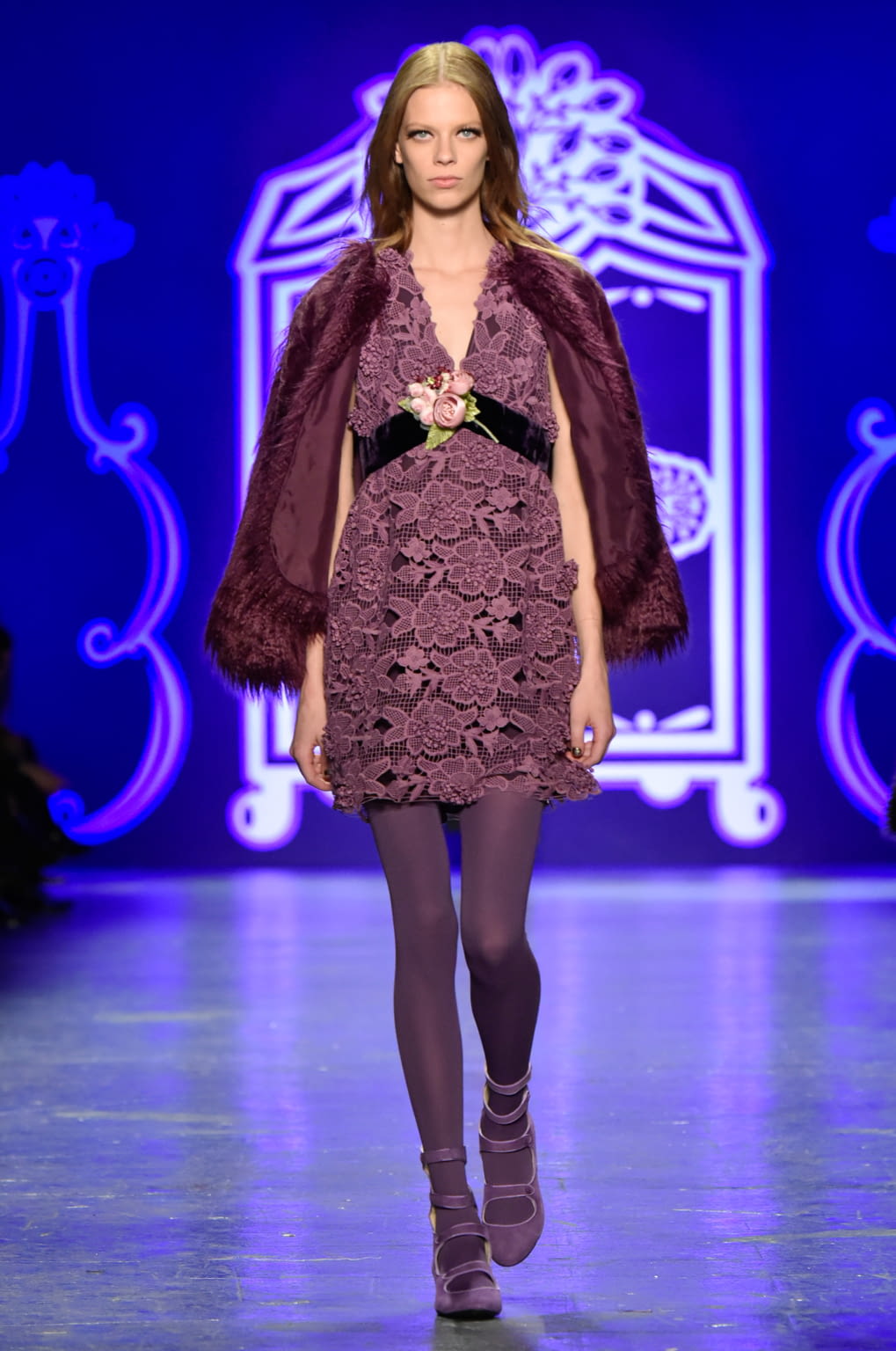 Fashion Week New York Fall/Winter 2016 look 40 from the Anna Sui collection womenswear