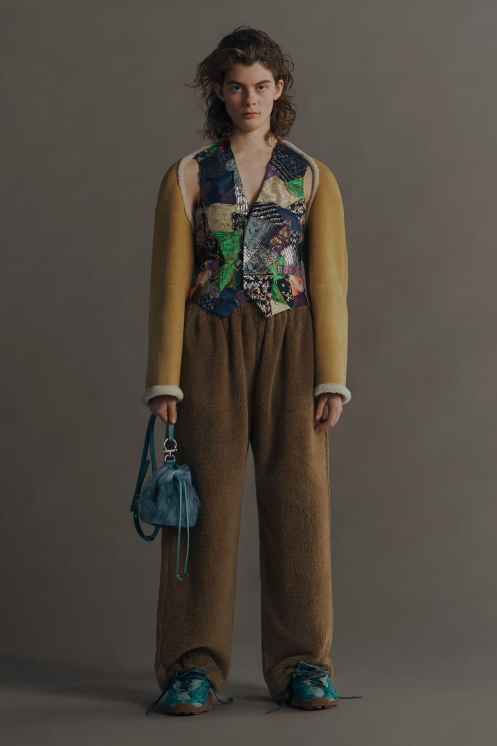 Fashion Week Paris Fall/Winter 2022 look 18 from the Acne Studios collection 男装