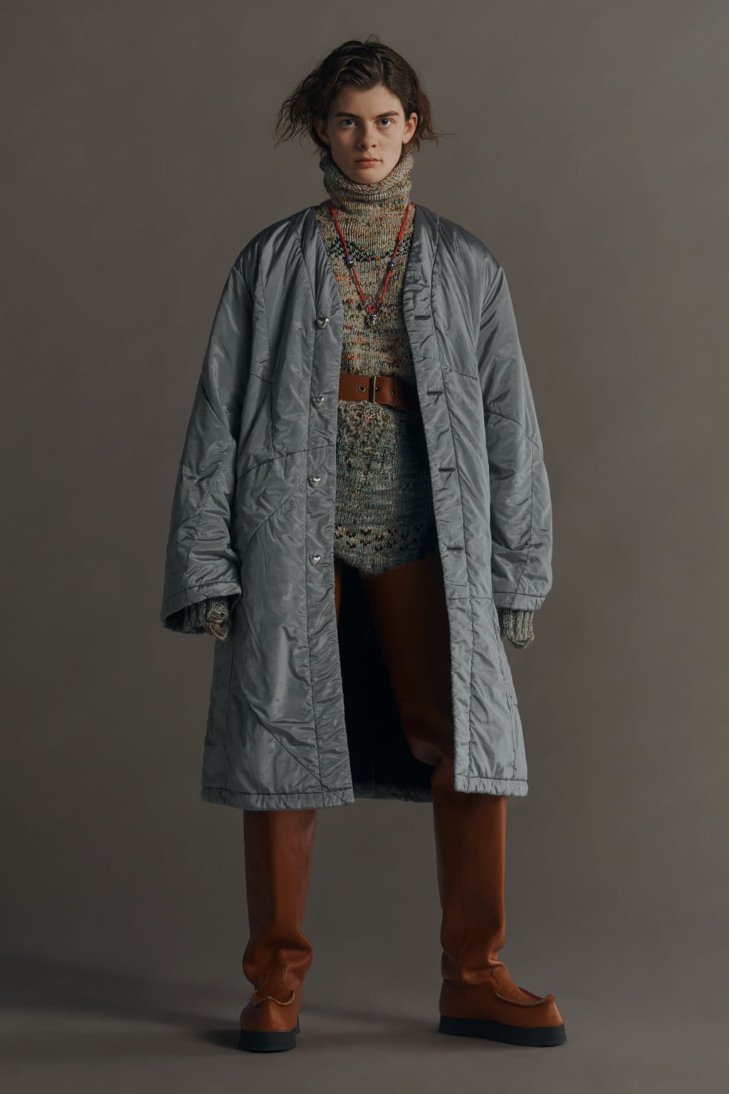 Fashion Week Paris Fall/Winter 2022 look 7 from the Acne Studios collection 男装