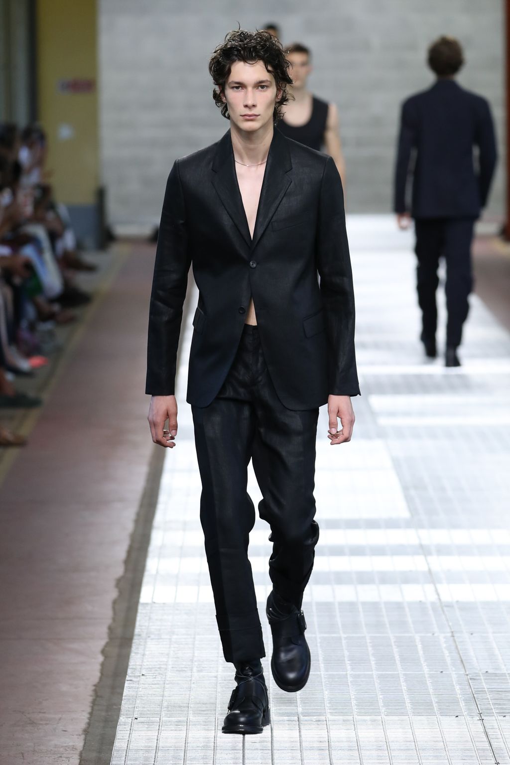 Fashion Week Milan Spring/Summer 2018 look 3 from the Dirk Bikkembergs collection menswear