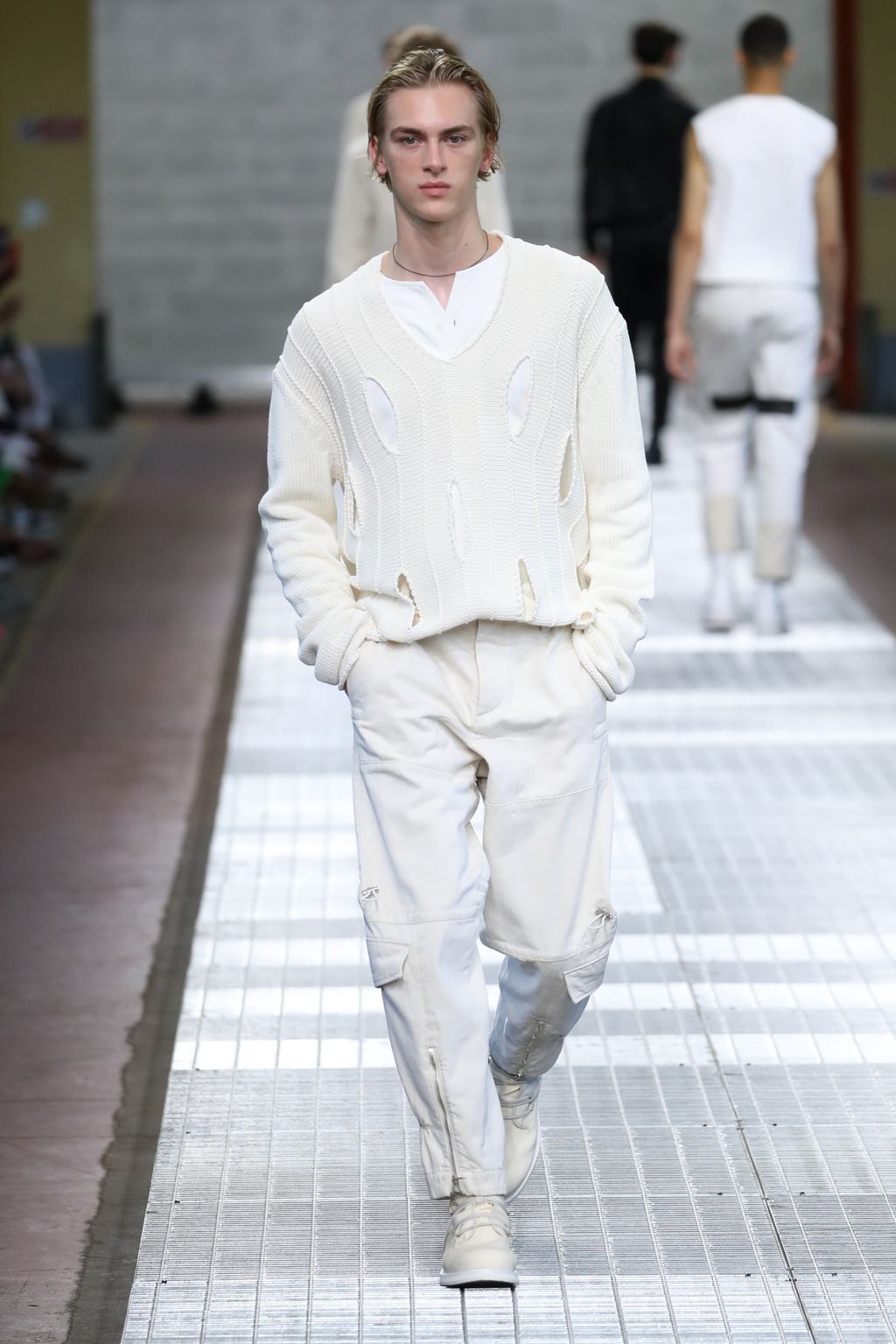 Fashion Week Milan Spring/Summer 2018 look 12 de la collection Dirk Bikkembergs menswear
