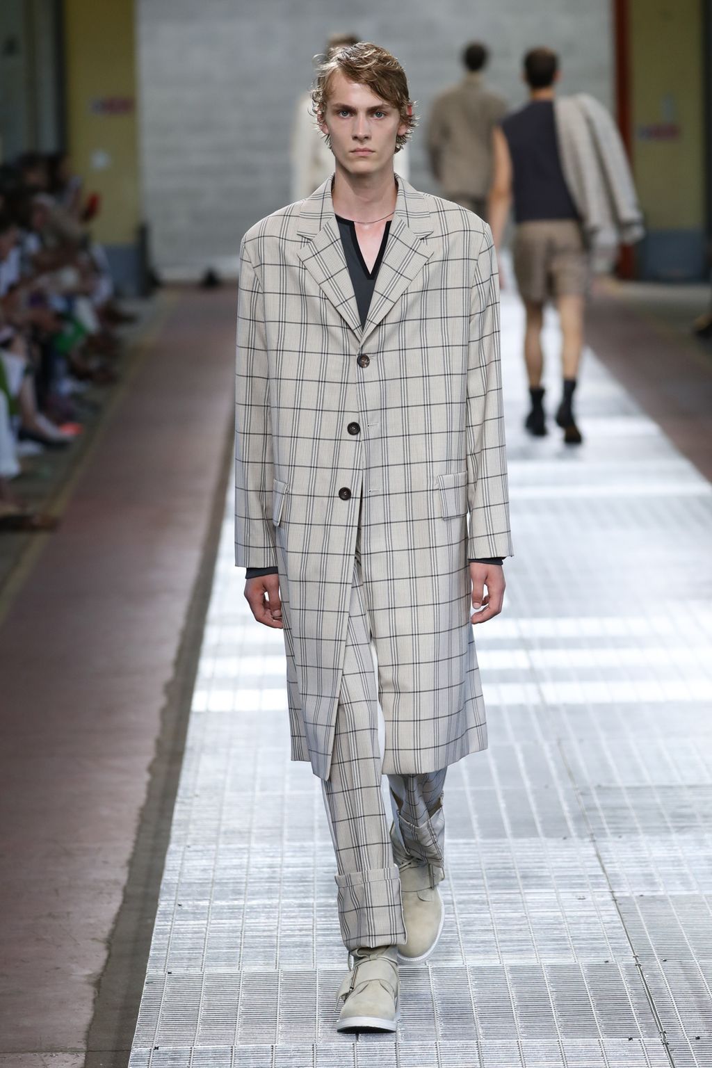 Fashion Week Milan Spring/Summer 2018 look 20 from the Dirk Bikkembergs collection menswear