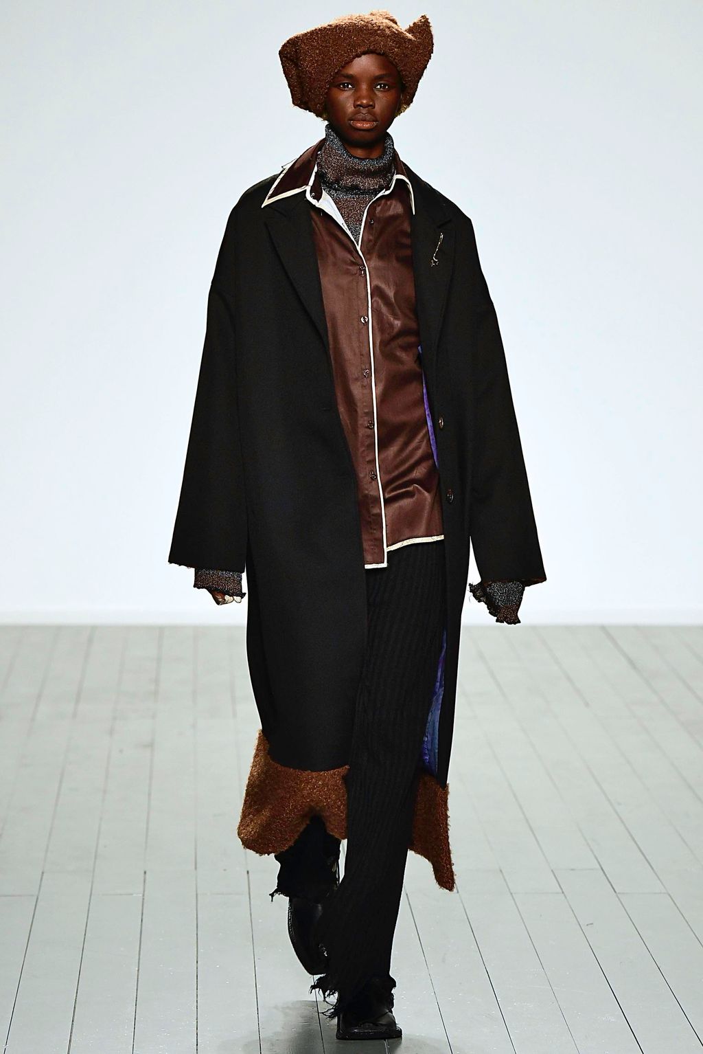 Fashion Week London Fall/Winter 2019 look 25 from the Asai collection 女装
