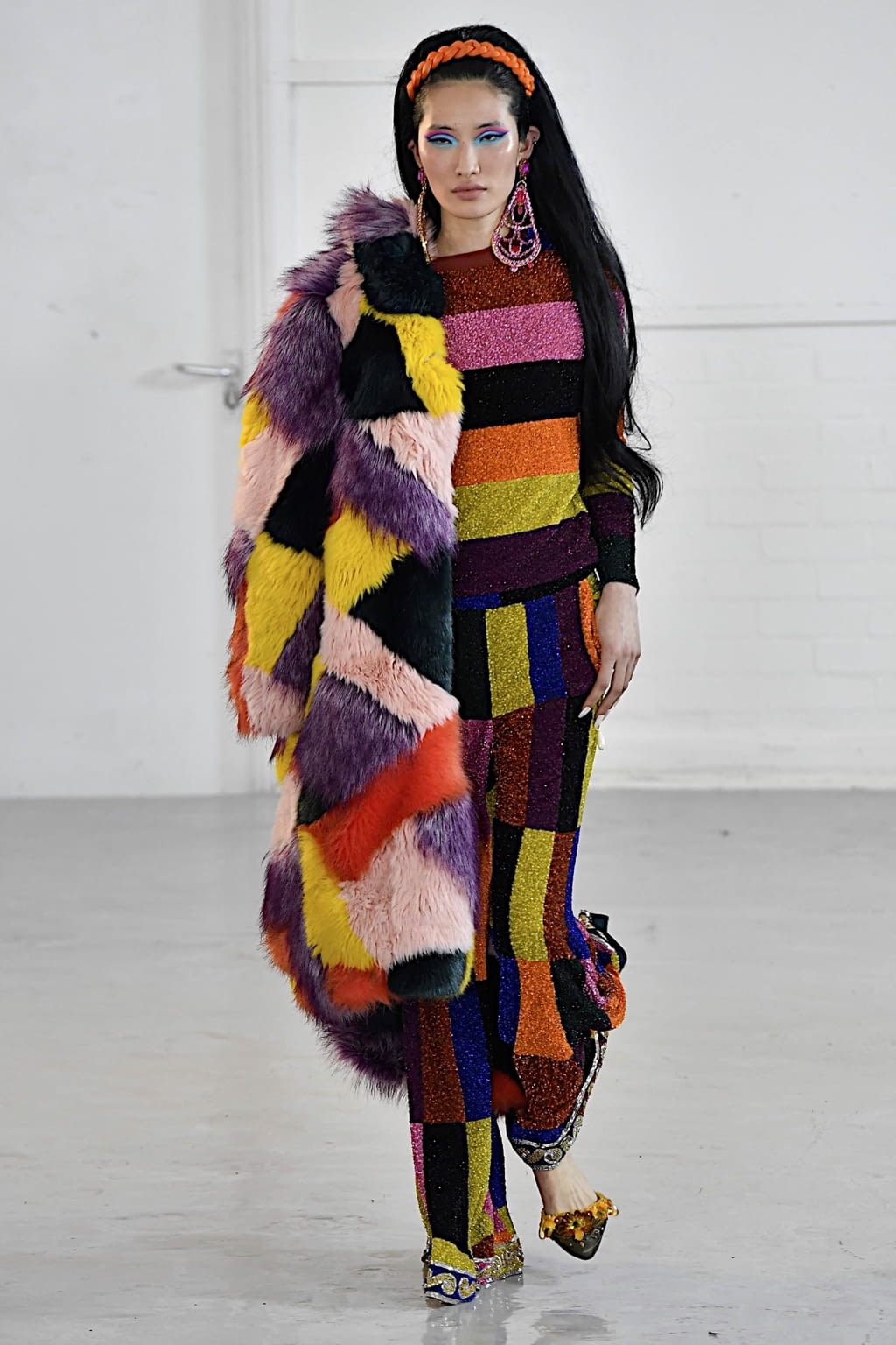 Fashion Week London Fall/Winter 2020 look 9 from the Ashish collection 女装