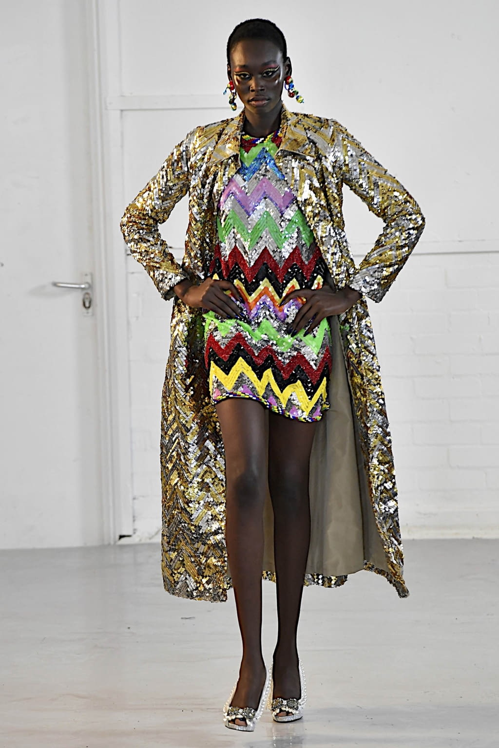 Fashion Week London Fall/Winter 2020 look 25 from the Ashish collection 女装