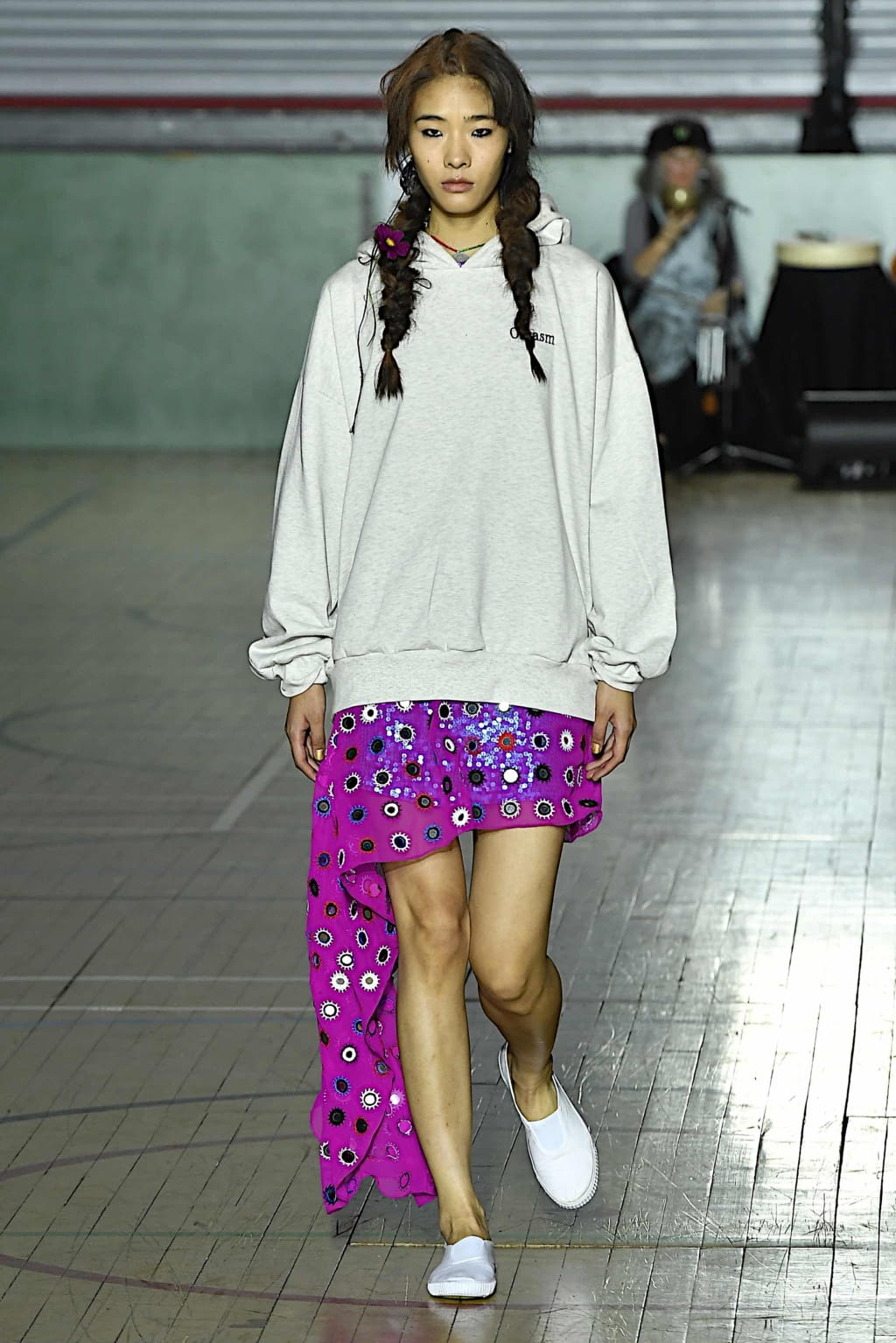 Fashion Week London Spring/Summer 2020 look 30 from the Ashish collection 女装