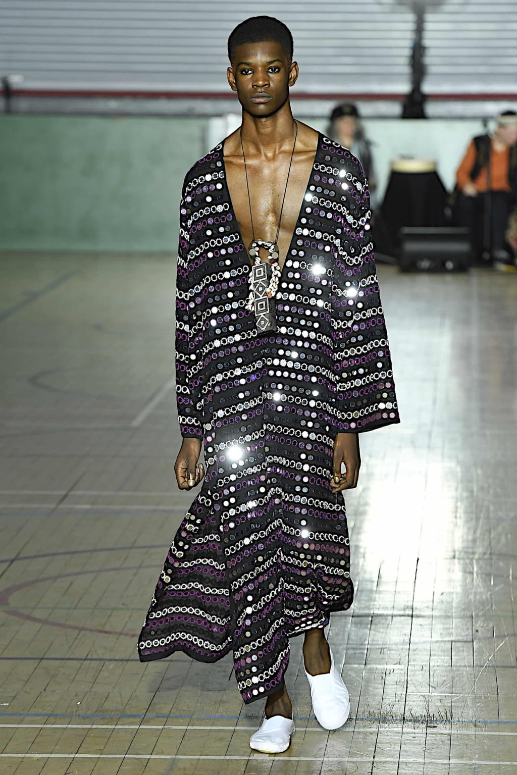 Fashion Week London Spring/Summer 2020 look 36 from the Ashish collection 女装
