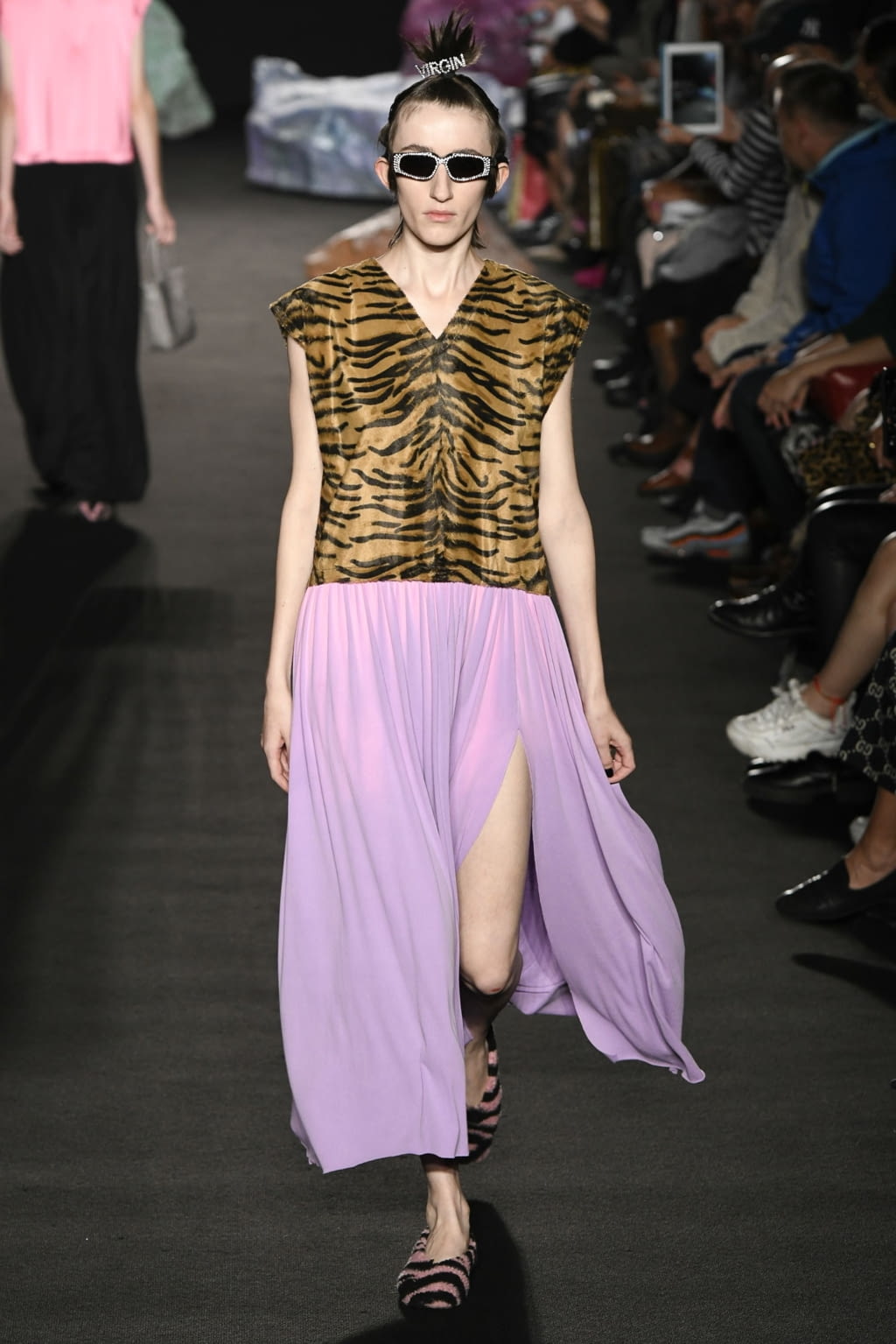 Fashion Week London Spring/Summer 2019 look 14 from the Ashley Williams collection womenswear