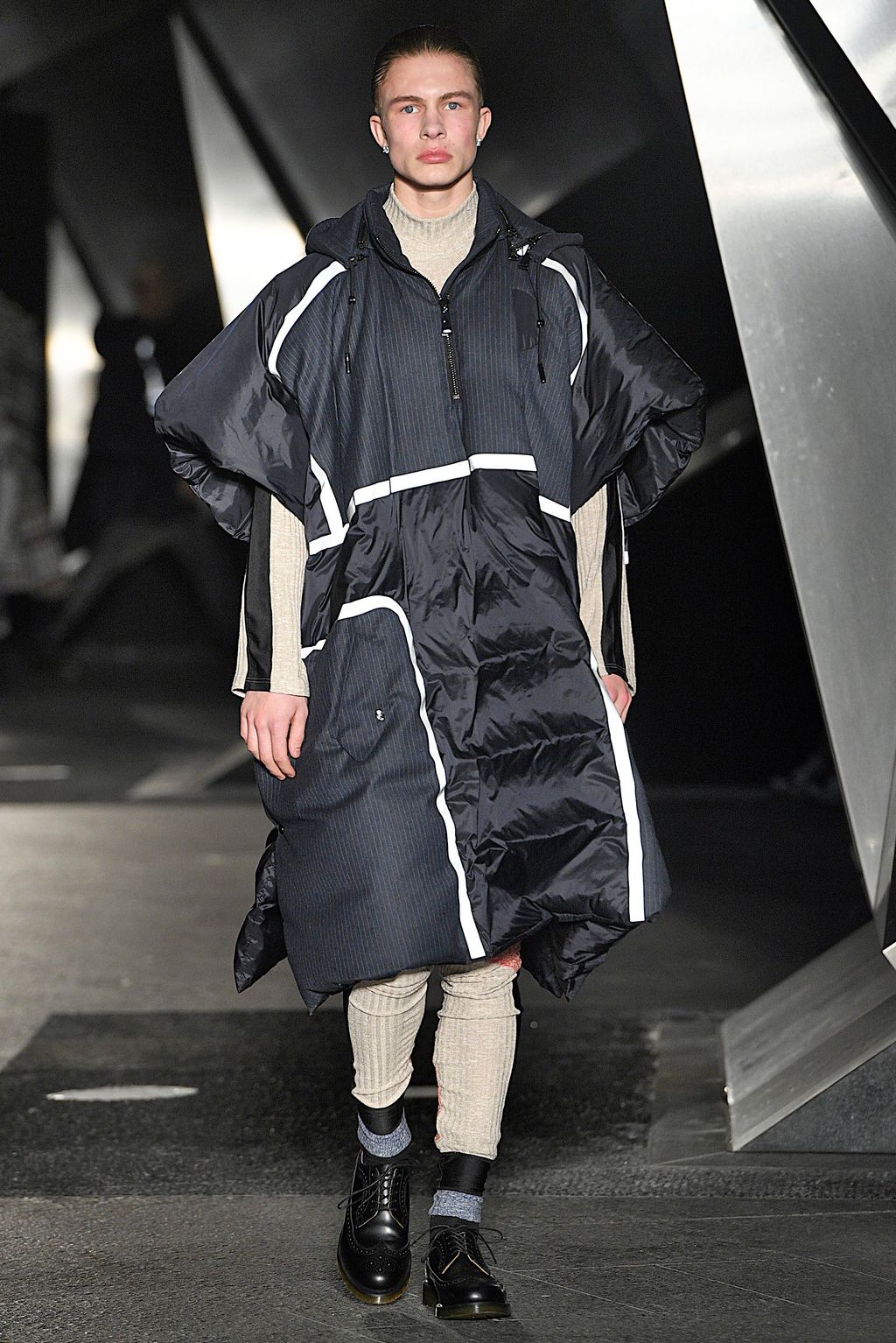 Fashion Week London Fall/Winter 2019 look 7 from the Astrid Andersen collection 男装