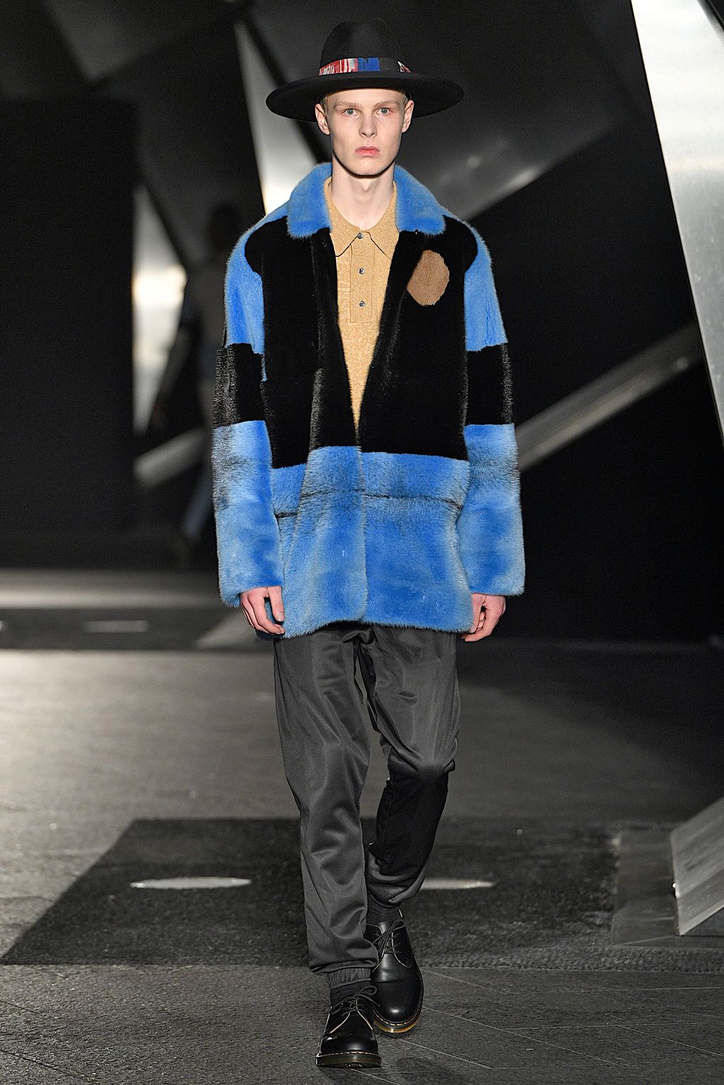 Fashion Week London Fall/Winter 2019 look 21 from the Astrid Andersen collection menswear