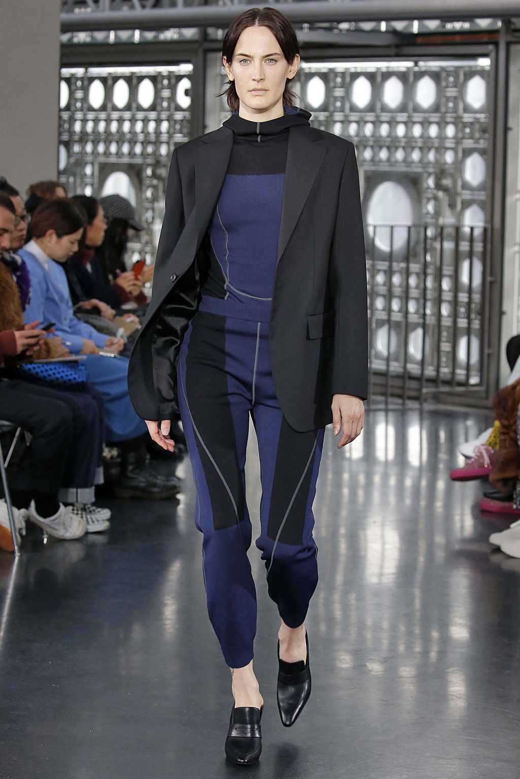 Fashion Week Paris Fall/Winter 2018 look 13 from the Atlein collection womenswear
