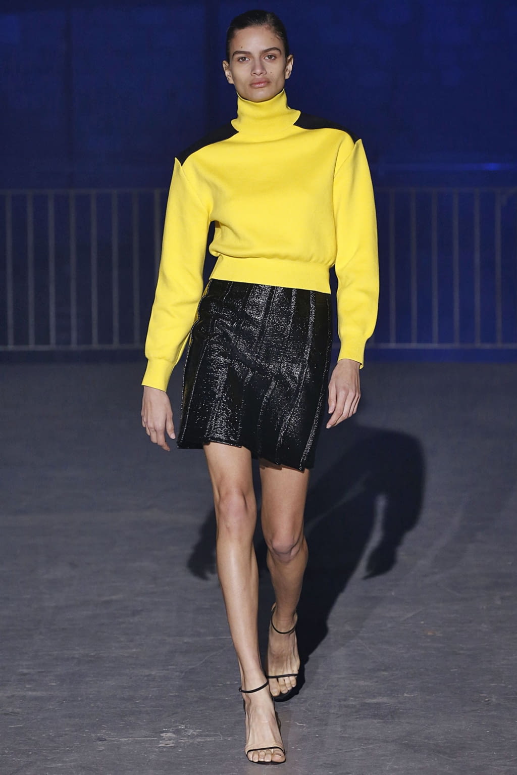Fashion Week Paris Fall/Winter 2019 look 3 de la collection Atlein womenswear
