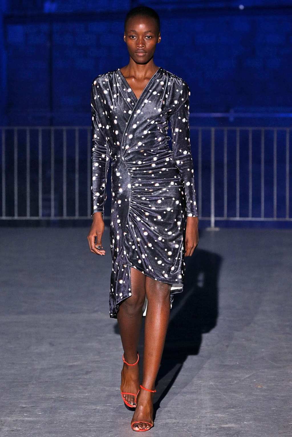 Fashion Week Paris Fall/Winter 2019 look 30 from the Atlein collection womenswear