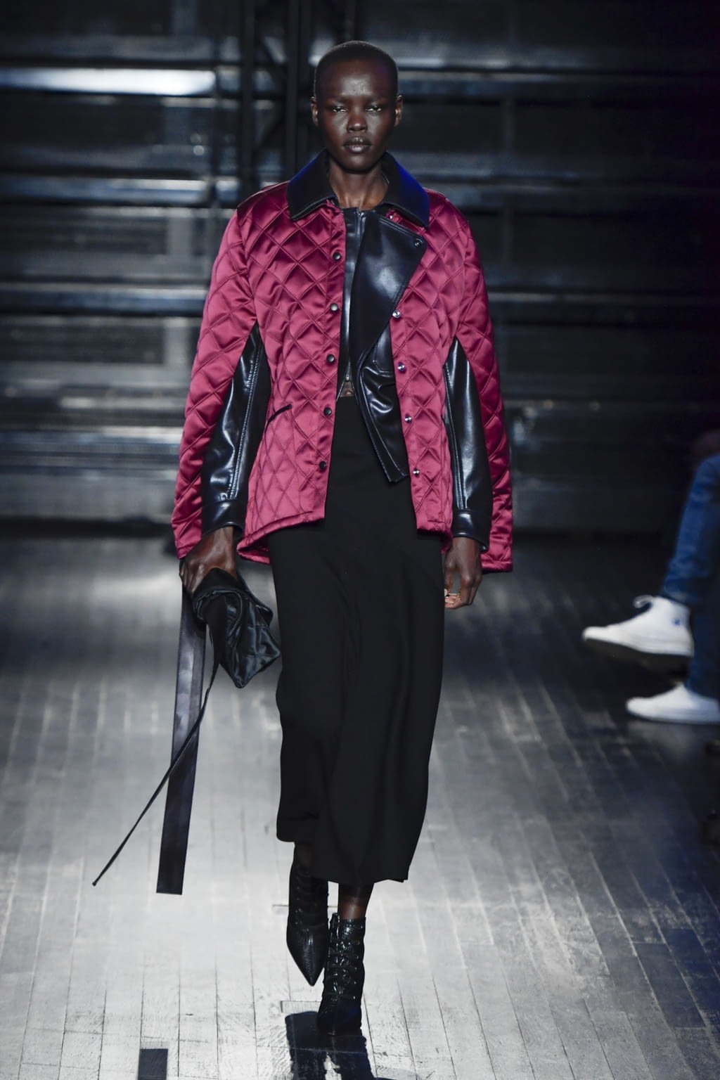 Fashion Week Paris Fall/Winter 2020 look 6 from the Atlein collection womenswear