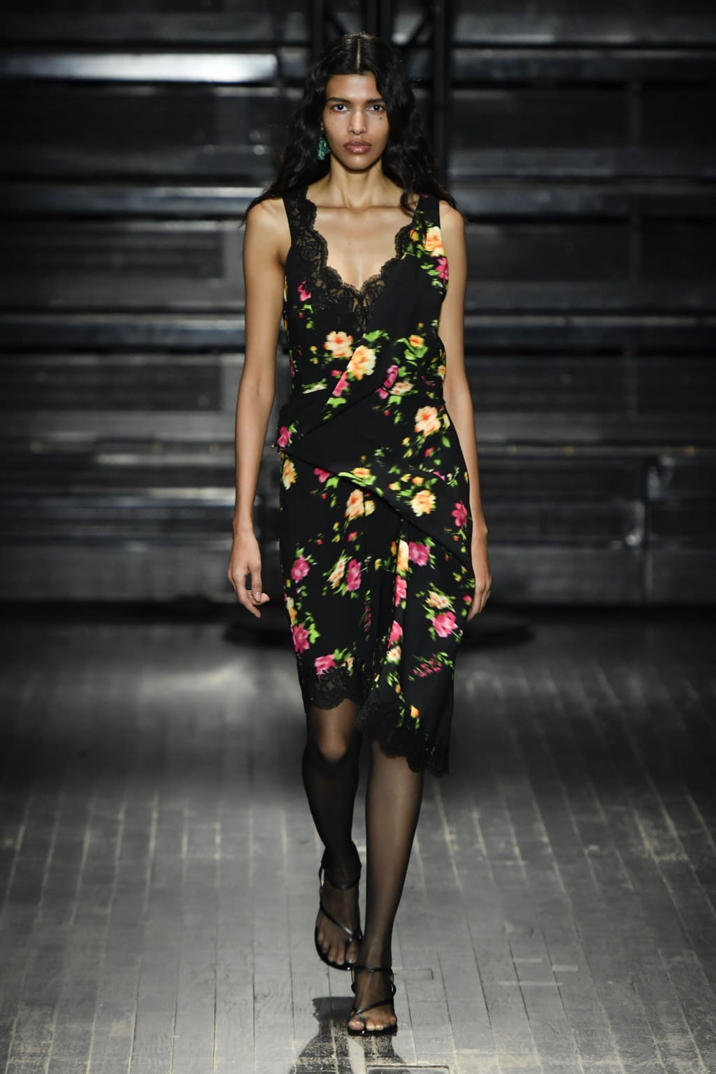 Fashion Week Paris Fall/Winter 2020 look 16 de la collection Atlein womenswear
