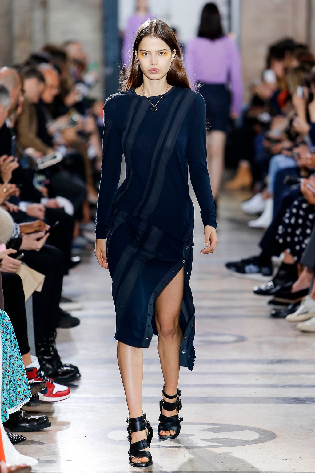 Fashion Week Paris Spring/Summer 2018 look 19 from the Atlein collection 女装