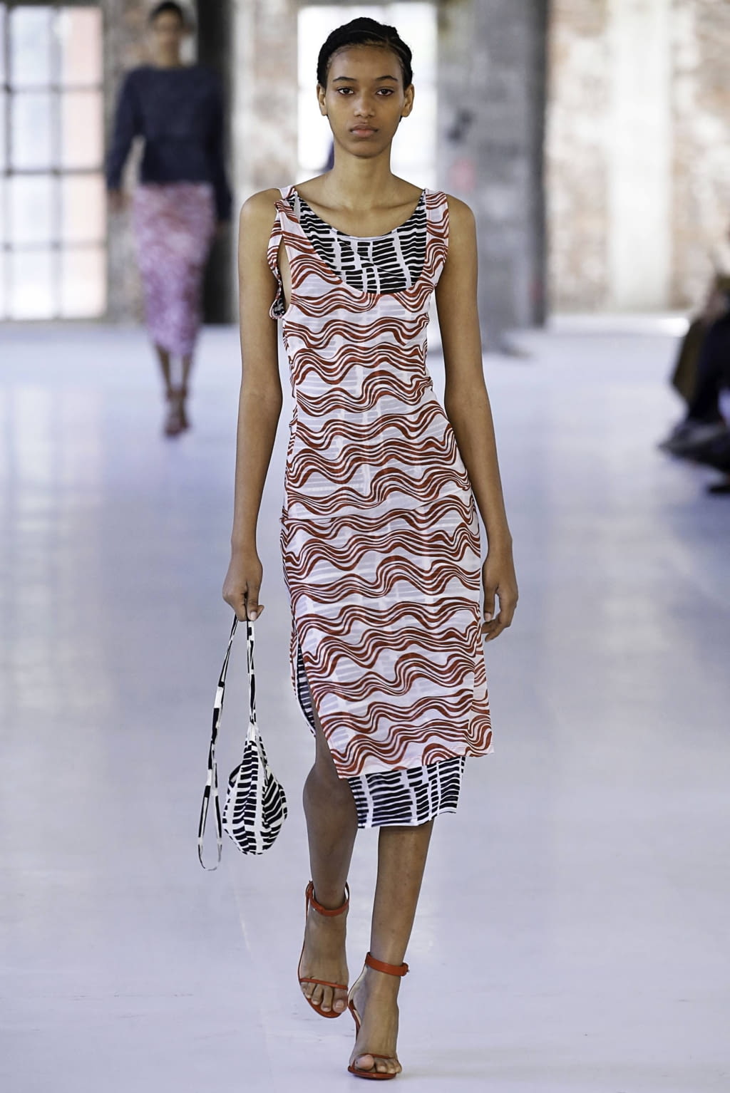 Fashion Week Paris Spring/Summer 2019 look 10 from the Atlein collection womenswear