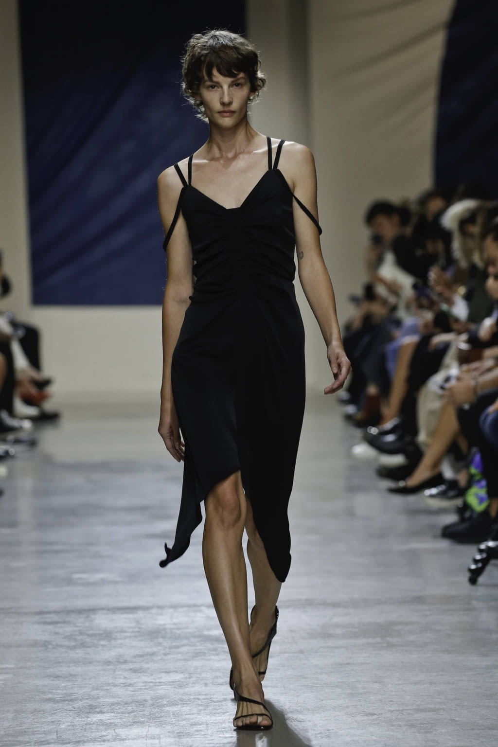 Fashion Week Paris Spring/Summer 2020 look 1 de la collection Atlein womenswear