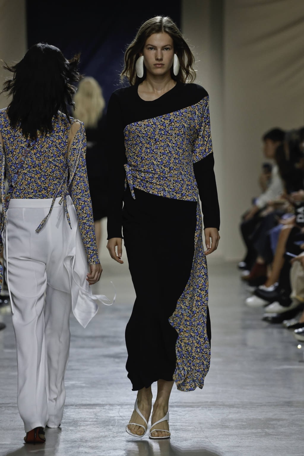 Fashion Week Paris Spring/Summer 2020 look 5 de la collection Atlein womenswear