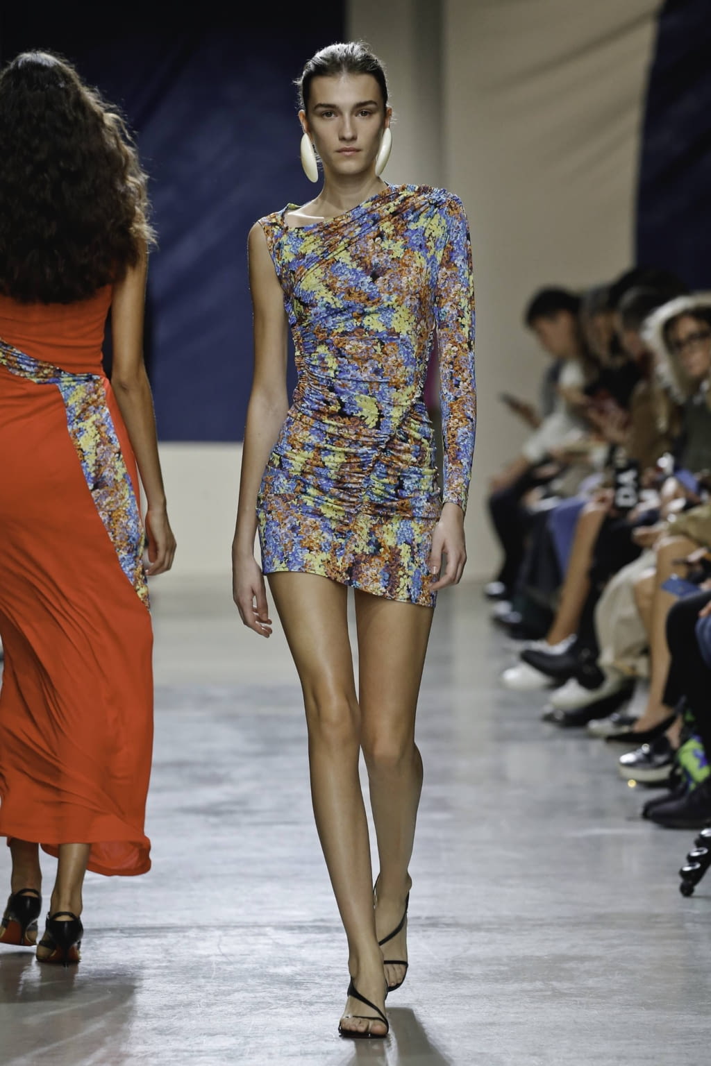 Fashion Week Paris Spring/Summer 2020 look 9 de la collection Atlein womenswear