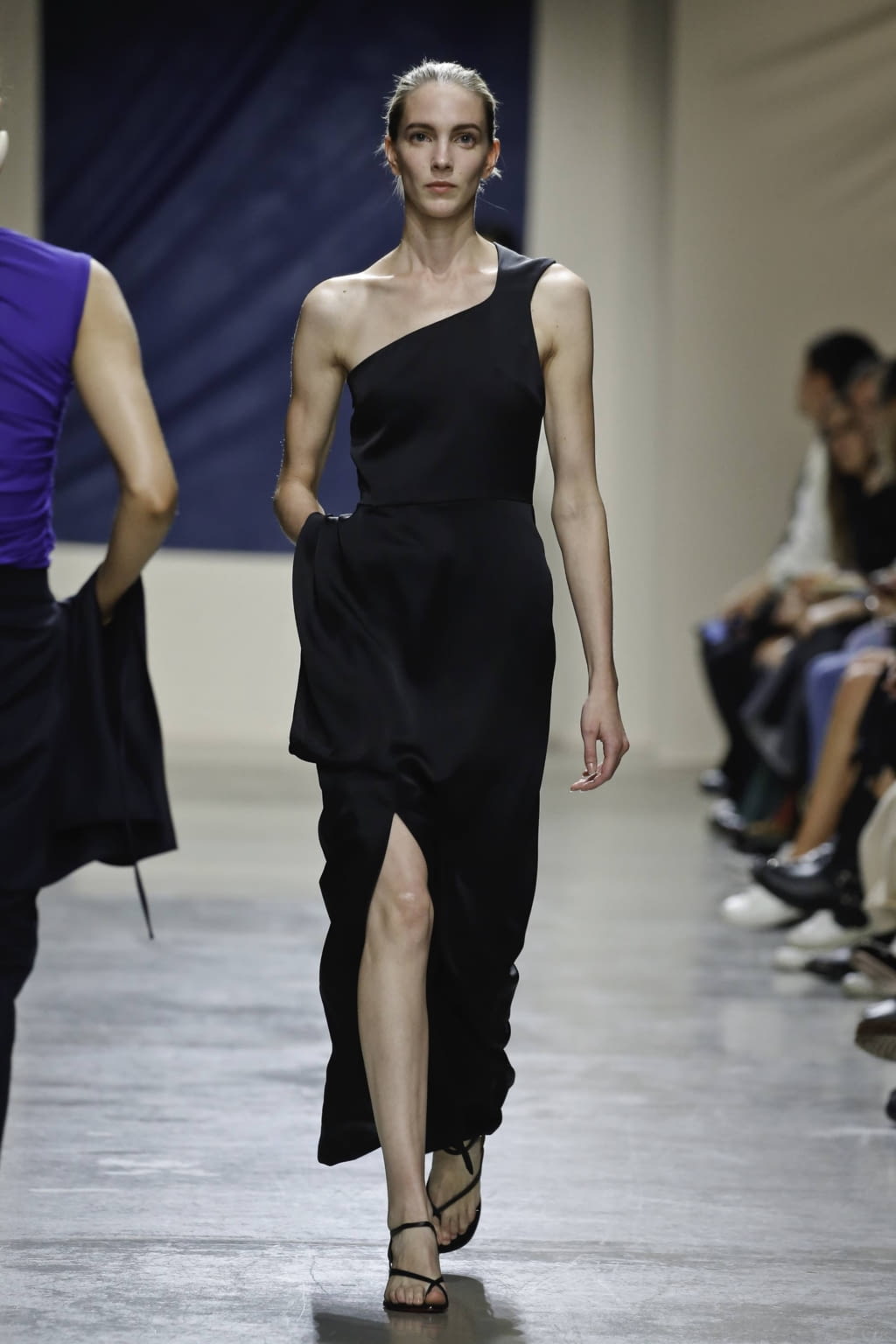 Fashion Week Paris Spring/Summer 2020 look 18 de la collection Atlein womenswear