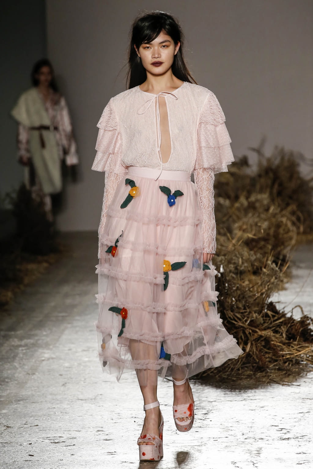 Fashion Week Milan Fall/Winter 2017 look 33 de la collection Au Jour Le Jour womenswear