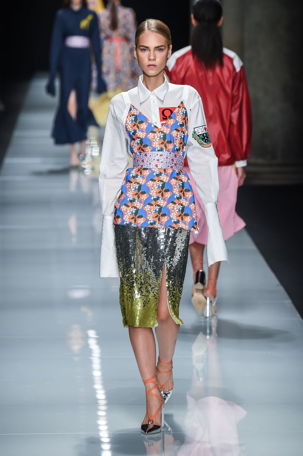 Fashion Week Milan Spring/Summer 2017 look 3 from the Au Jour Le Jour collection 女装