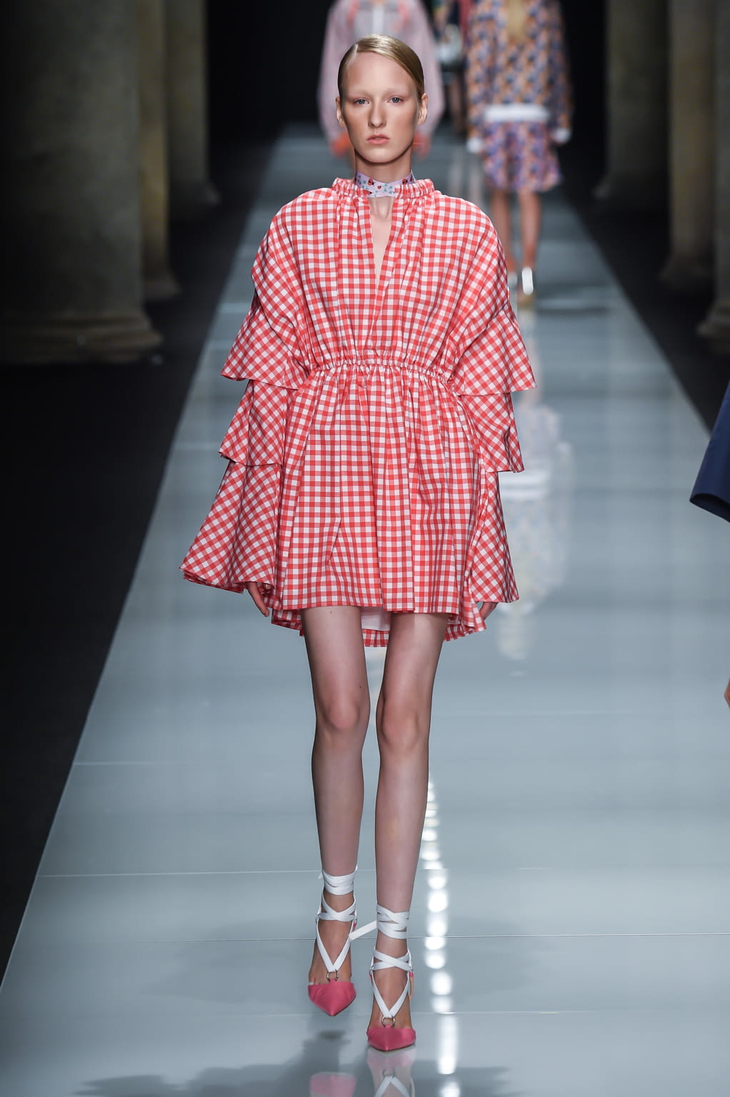 Fashion Week Milan Spring/Summer 2017 look 9 de la collection Au Jour Le Jour womenswear