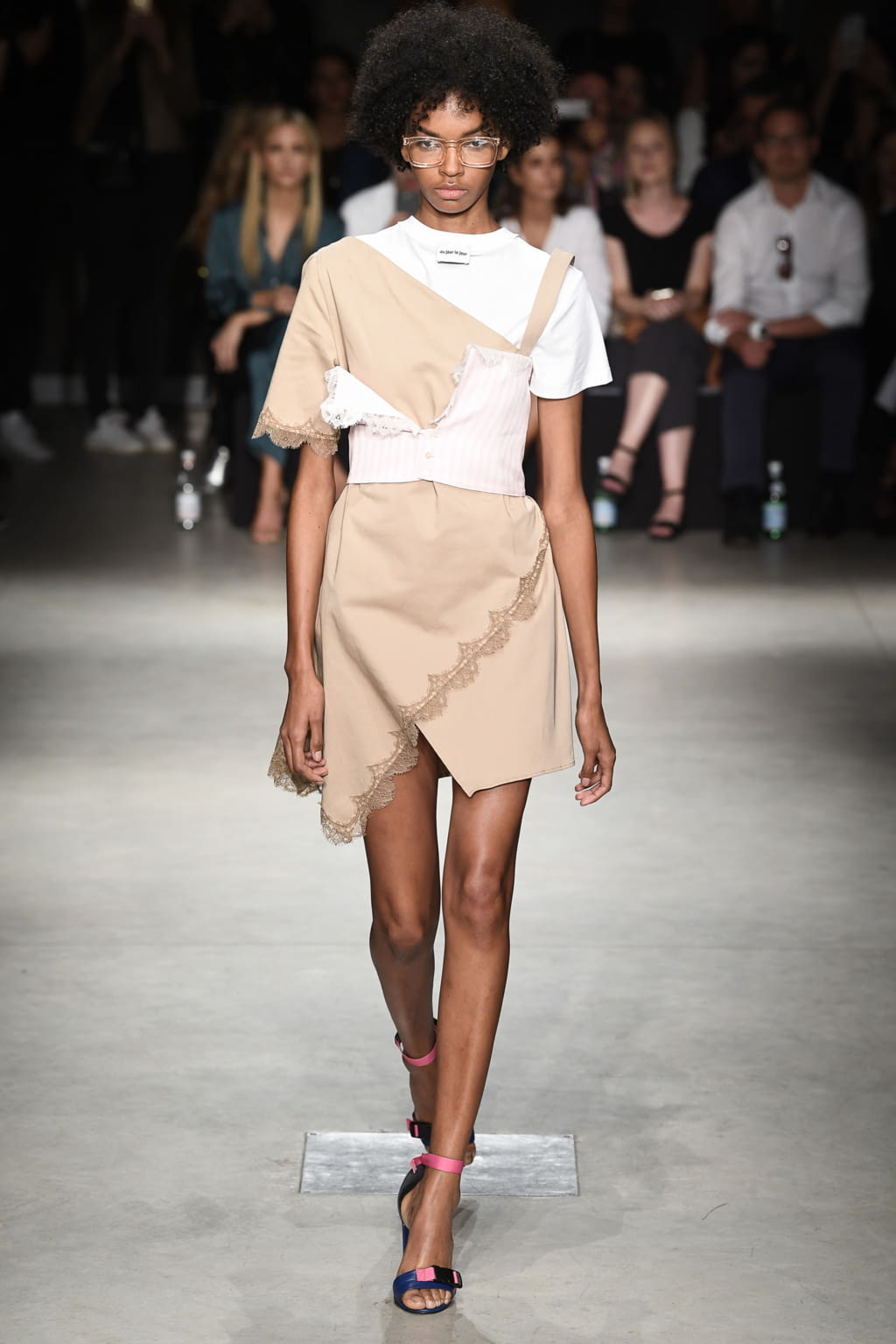 Fashion Week Milan Spring/Summer 2018 look 2 from the Au Jour Le Jour collection womenswear