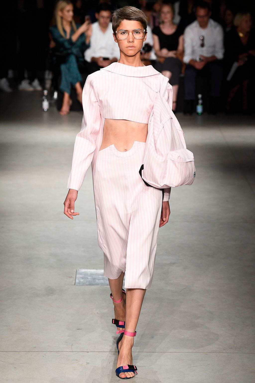 Fashion Week Milan Spring/Summer 2018 look 8 de la collection Au Jour Le Jour womenswear