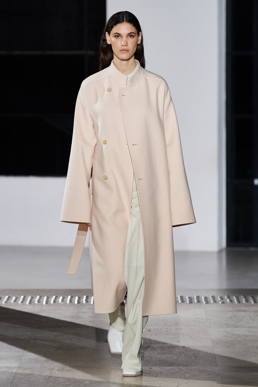 Fashion Week Paris Fall/Winter 2020 look 33 from the AURALEE collection 男装