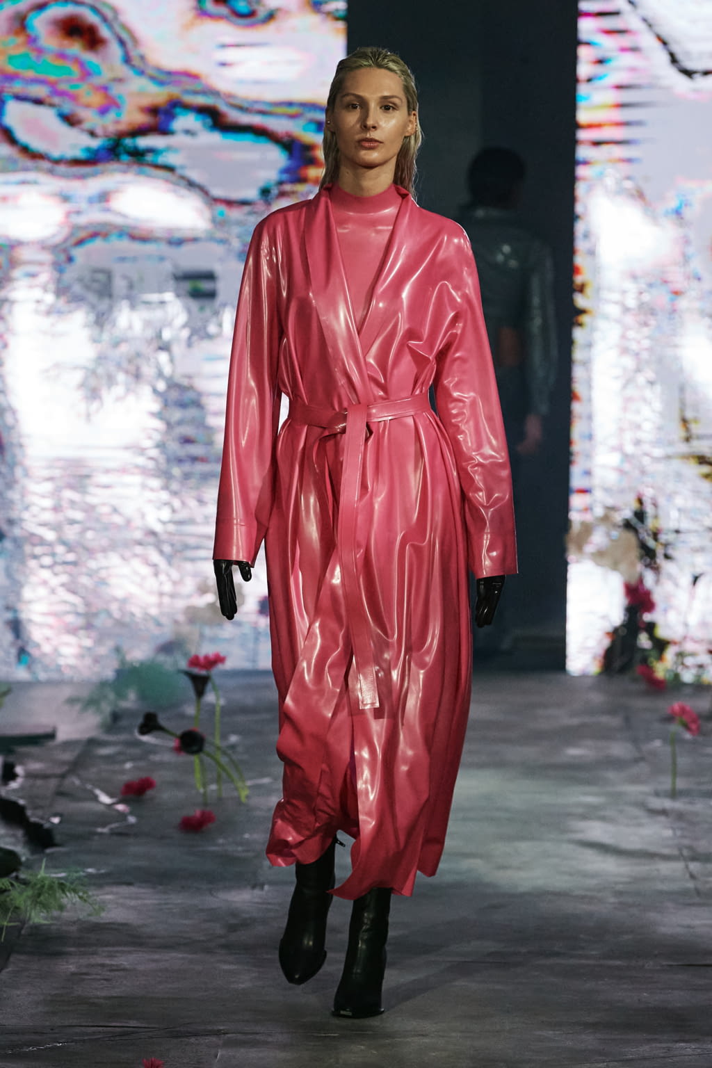 Fashion Week Paris Fall/Winter 2022 look 4 de la collection AVELLANO womenswear