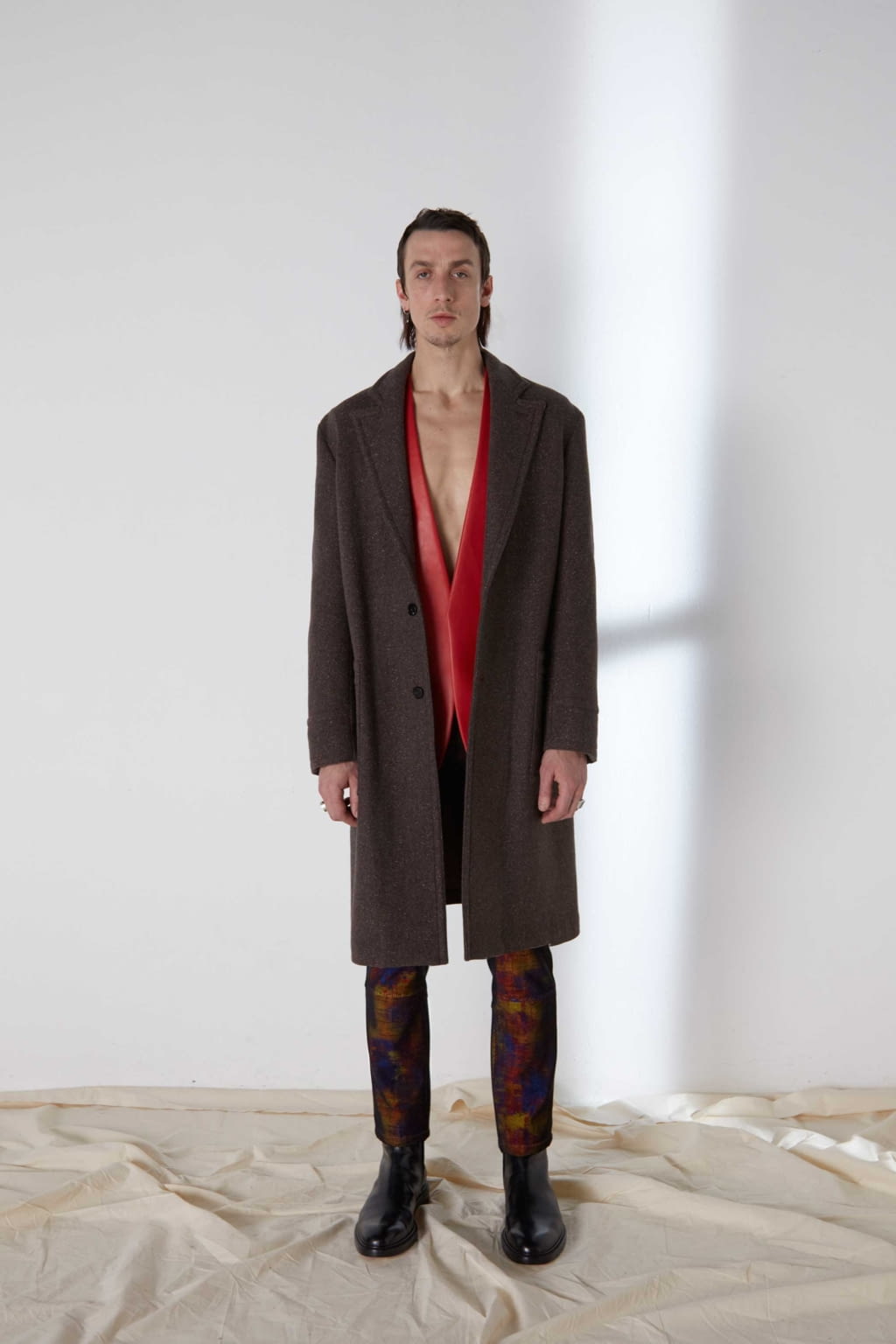 Fashion Week Paris Fall/Winter 2017 look 3 from the Maison Margiela collection menswear