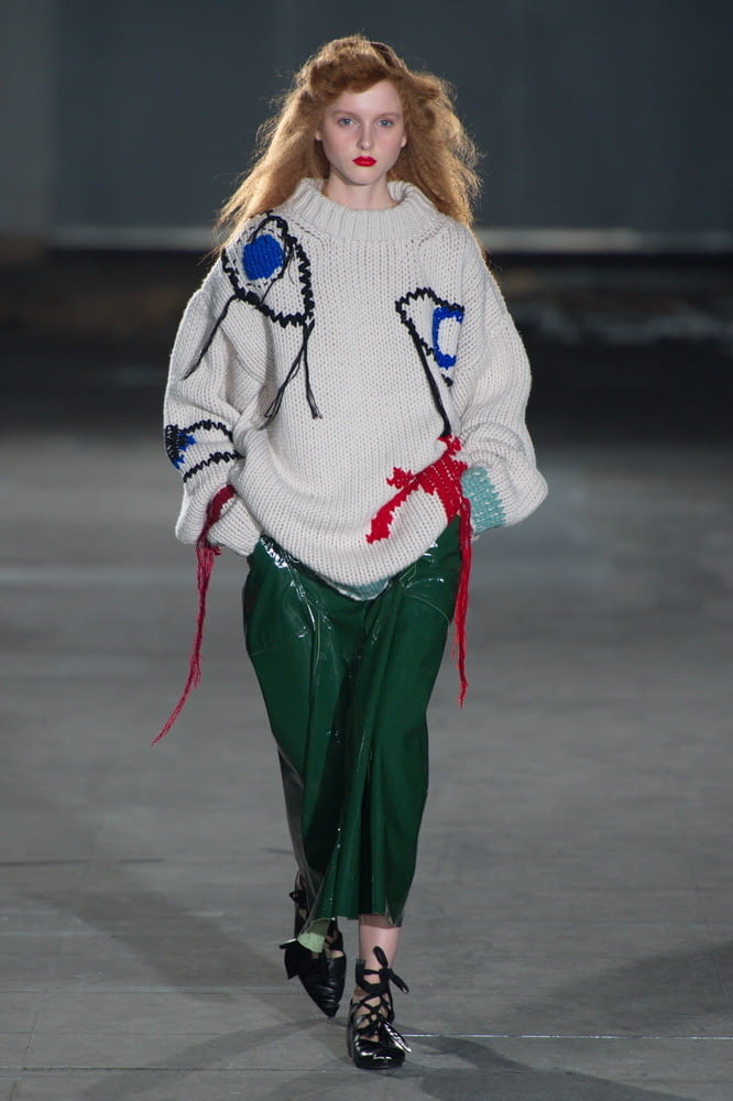 Fashion Week London Fall/Winter 2016 look 39 from the Joseph collection 女装