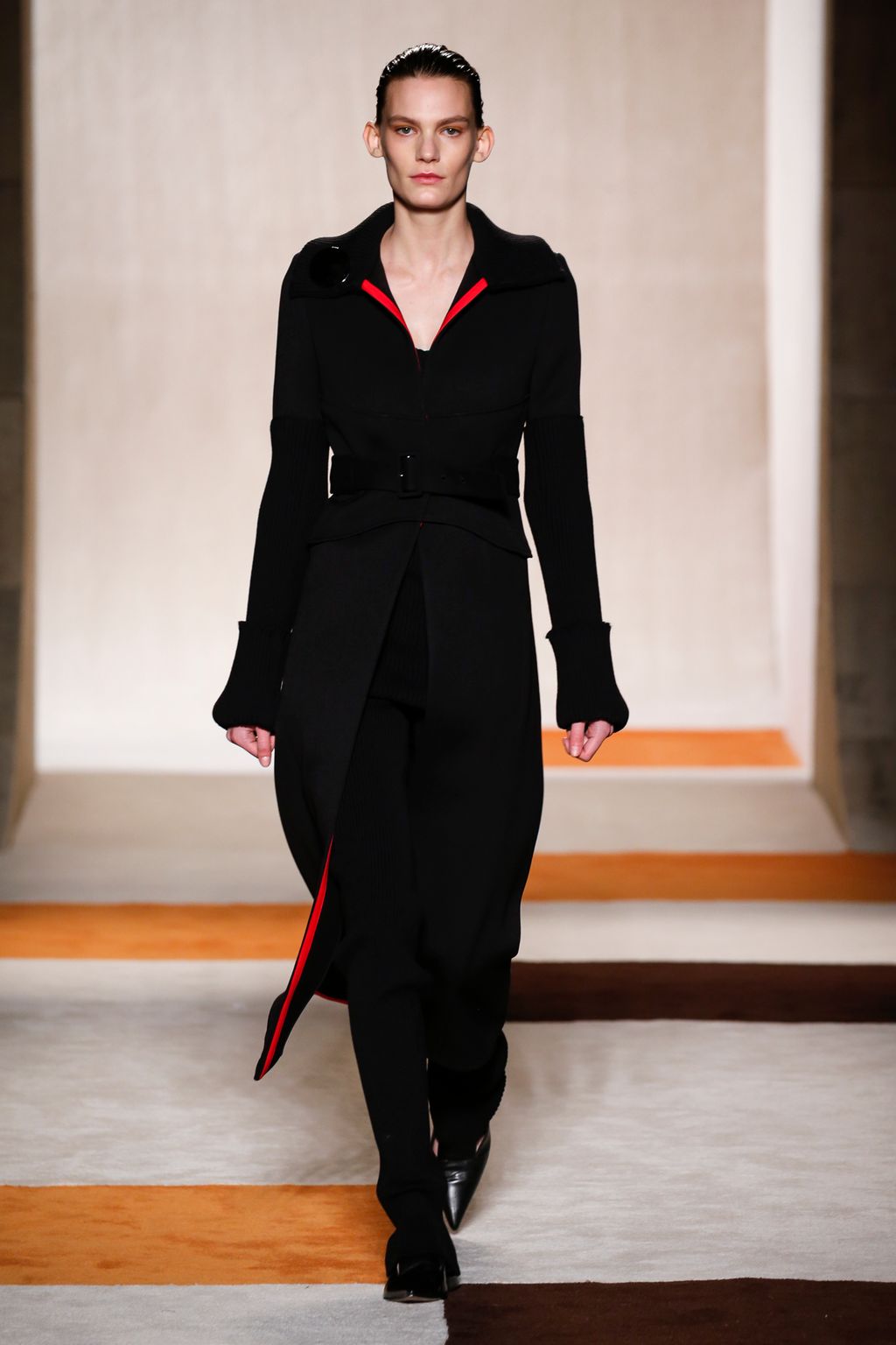 Fashion Week New York Fall/Winter 2016 look 28 from the Victoria Beckham collection 女装