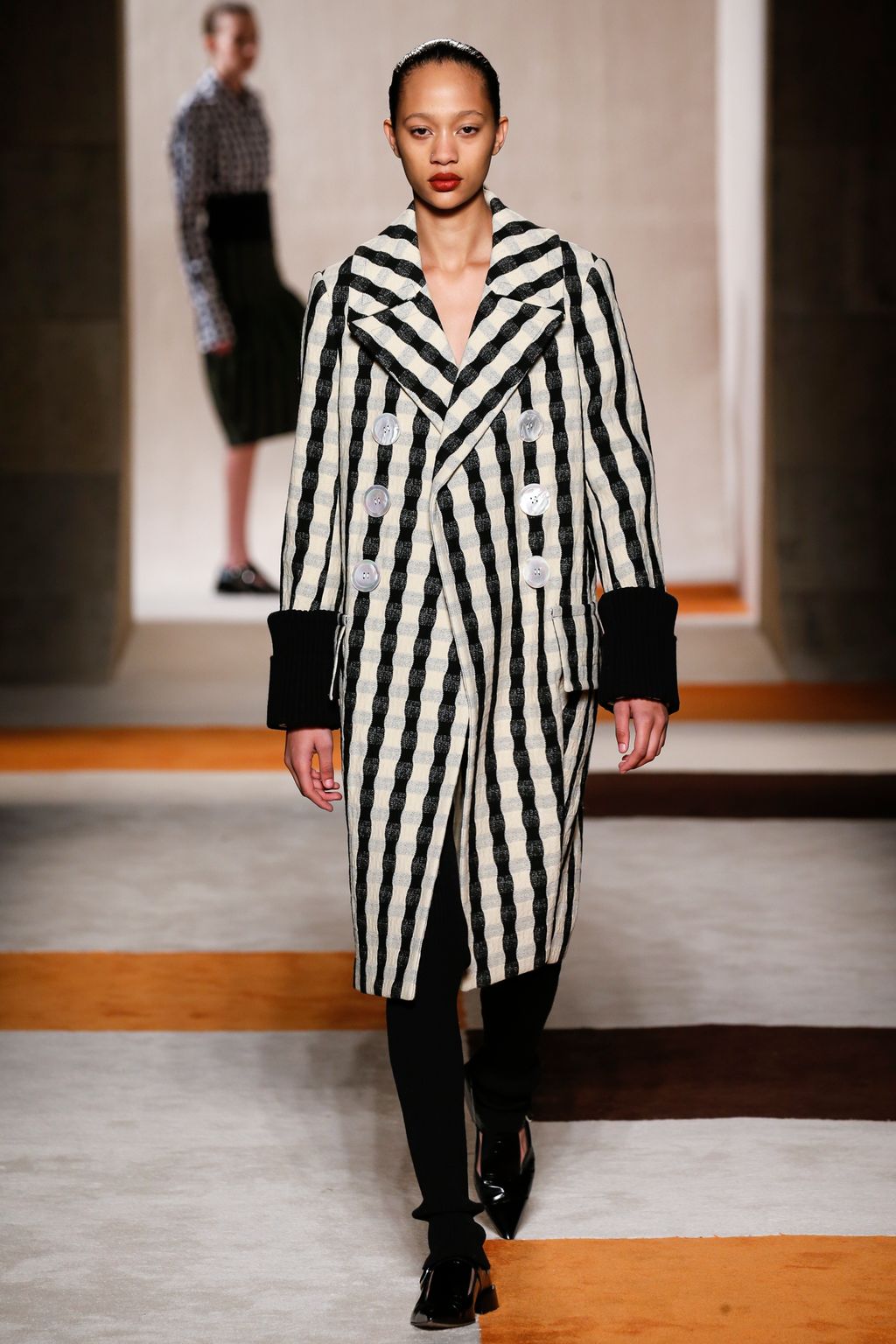 Fashion Week New York Fall/Winter 2016 look 31 from the Victoria Beckham collection womenswear