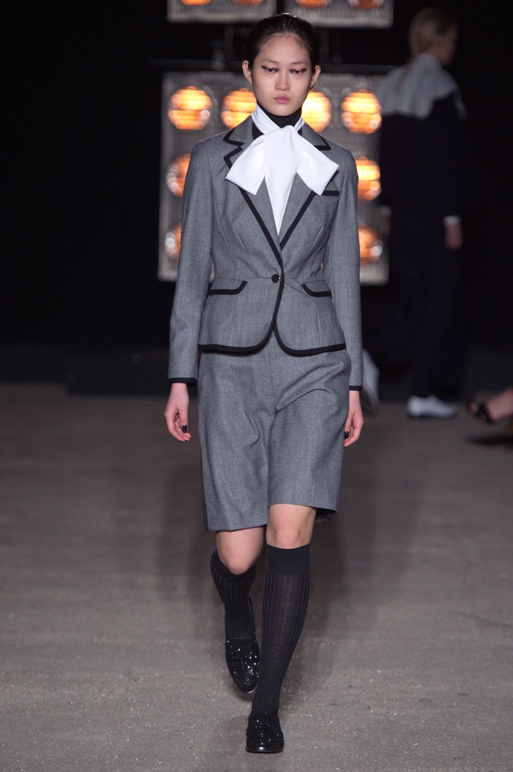 Fashion Week London Fall/Winter 2016 look 4 from the Osman collection 女装