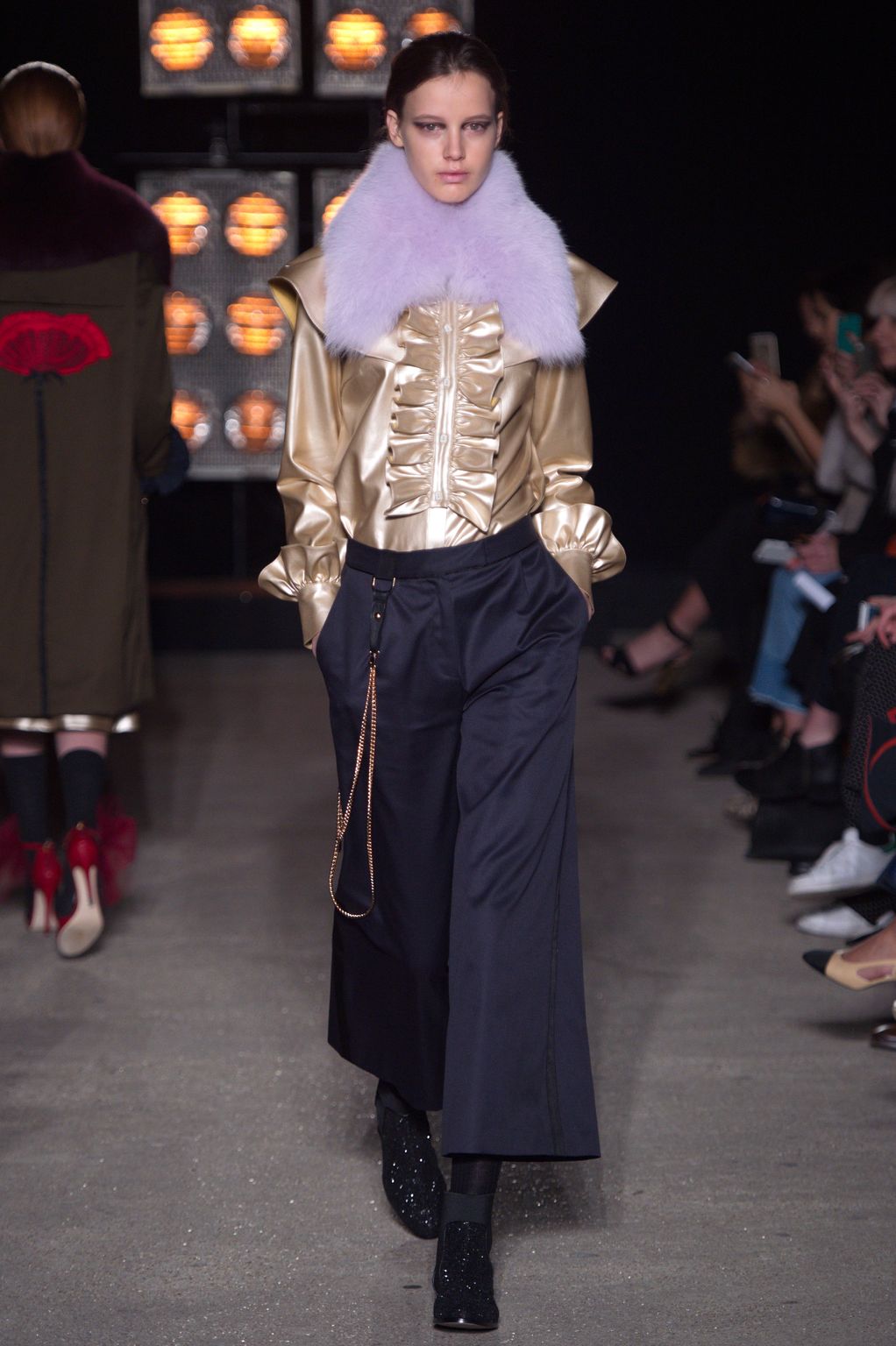 Fashion Week London Fall/Winter 2016 look 9 from the Osman collection 女装