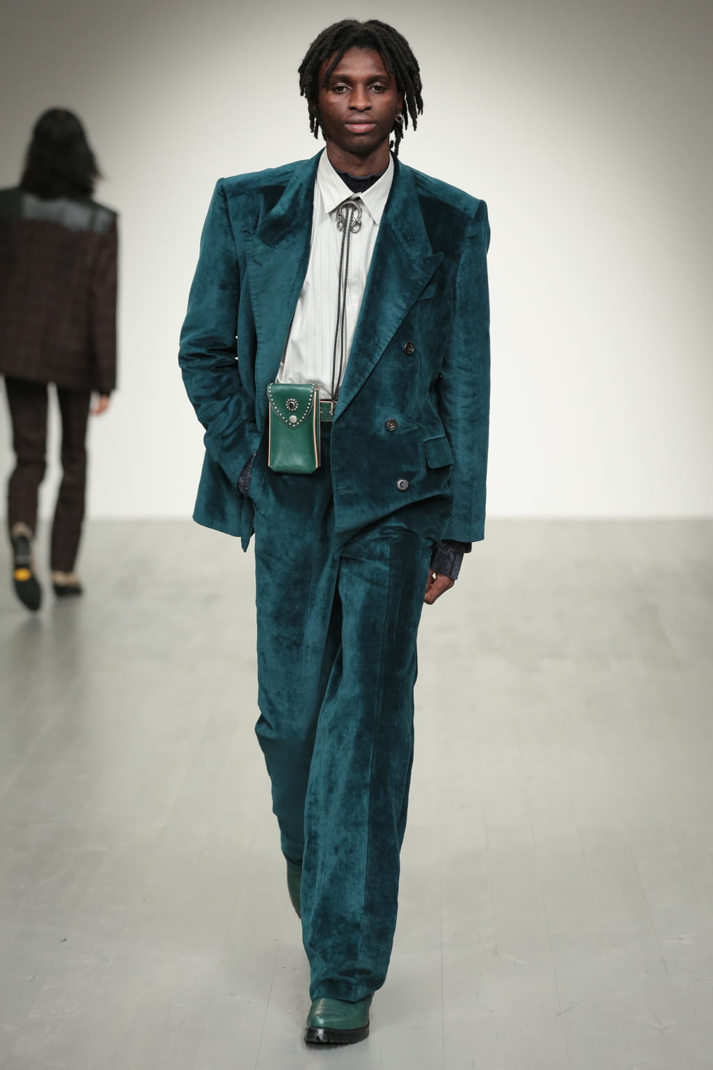 Fashion Week London Fall/Winter 2018 look 27 from the John Lawrence Sullivan collection 男装