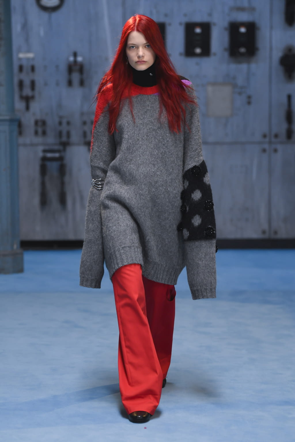 Fashion Week Paris Fall/Winter 2021 look 35 de la collection Raf Simons womenswear