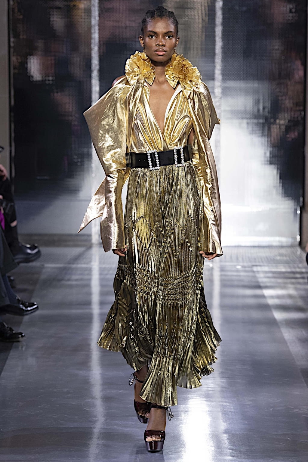 Fashion Week Paris Spring/Summer 2020 look 26 from the Azzaro collection couture