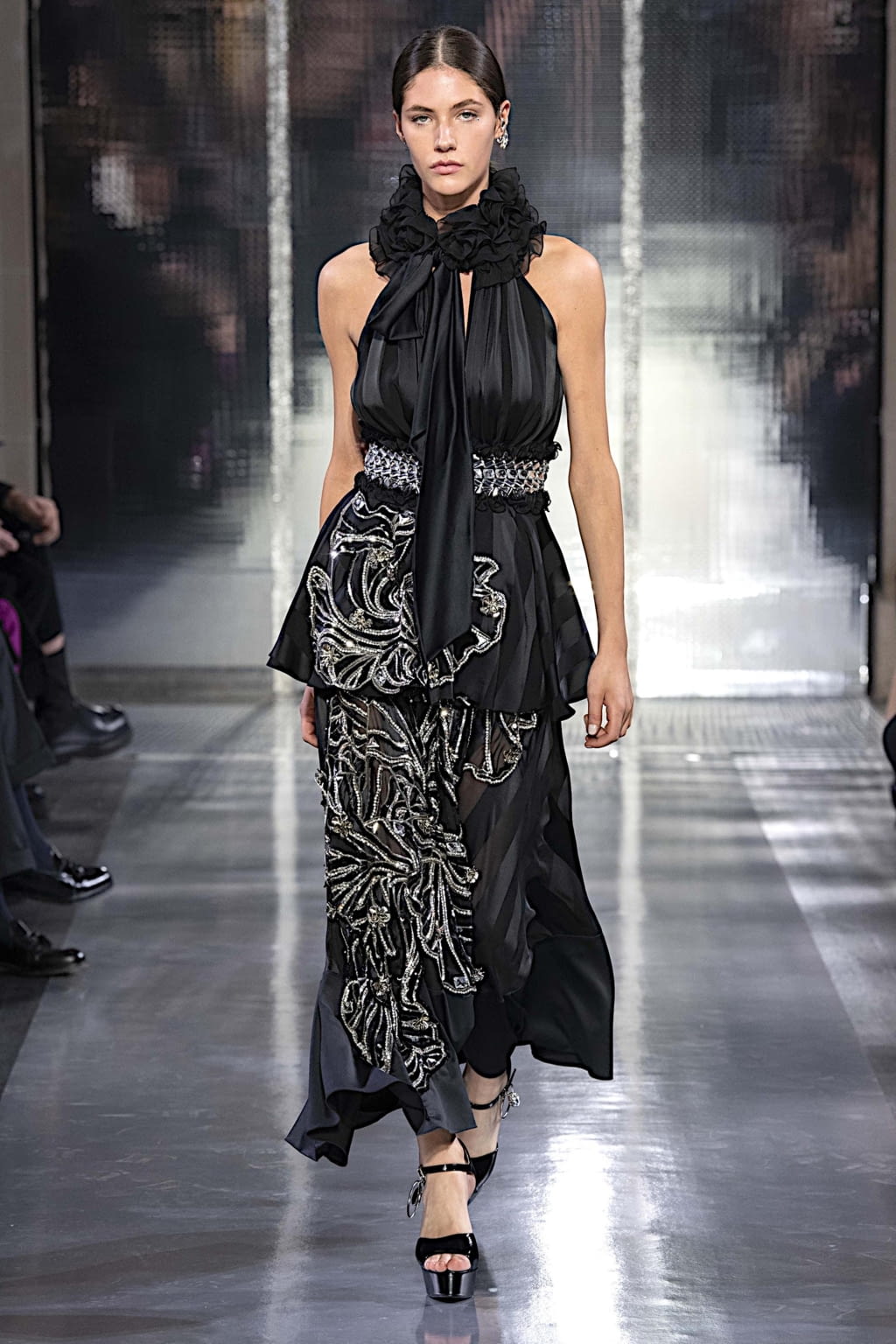 Fashion Week Paris Spring/Summer 2020 look 35 from the Azzaro collection couture