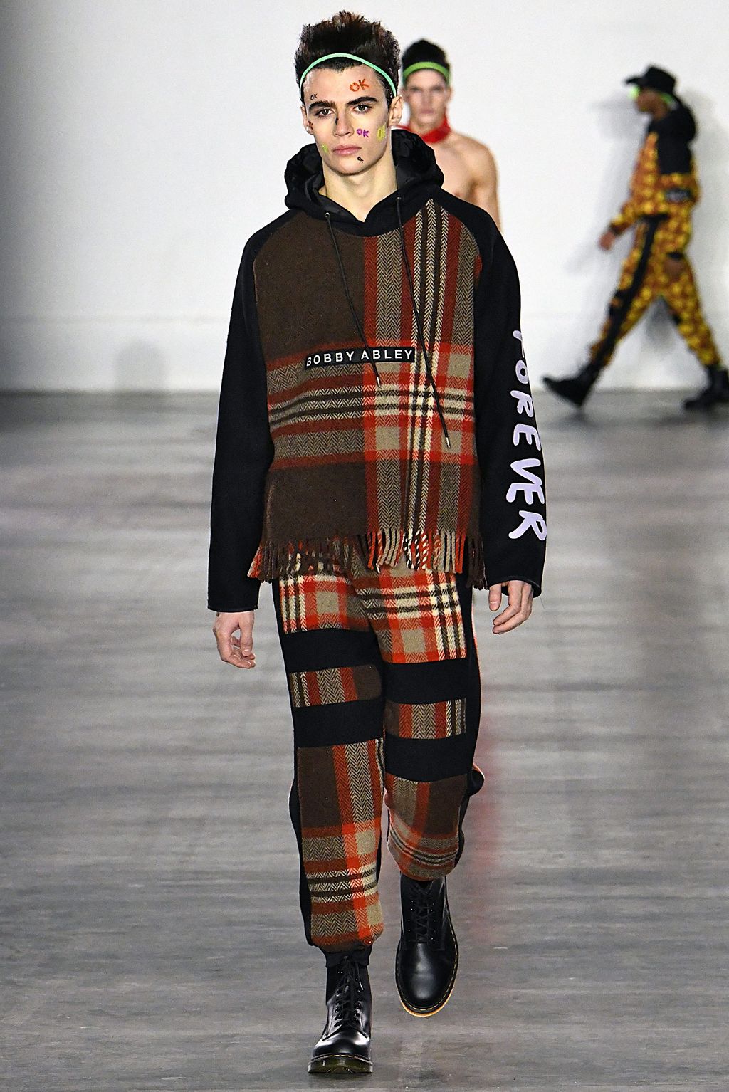 Fashion Week London Fall/Winter 2019 look 2 de la collection Bobby Abley menswear