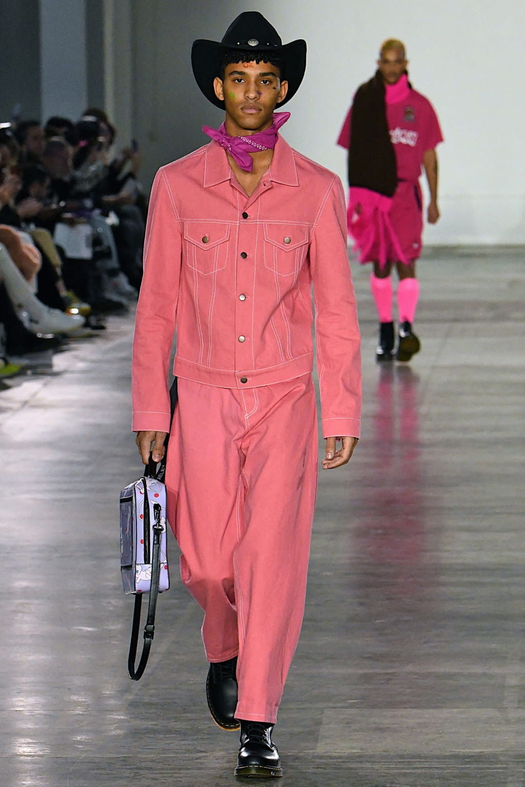 Fashion Week London Fall/Winter 2019 look 16 from the Bobby Abley collection menswear