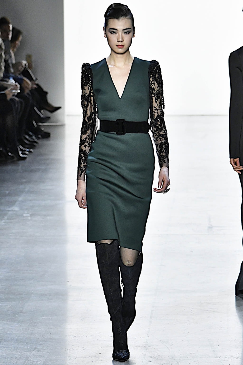 Fashion Week New York Fall/Winter 2019 look 11 from the Badgley Mischka collection womenswear