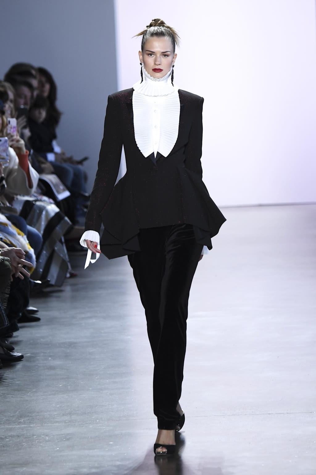 Fashion Week New York Fall/Winter 2020 look 23 de la collection Badgley Mischka womenswear