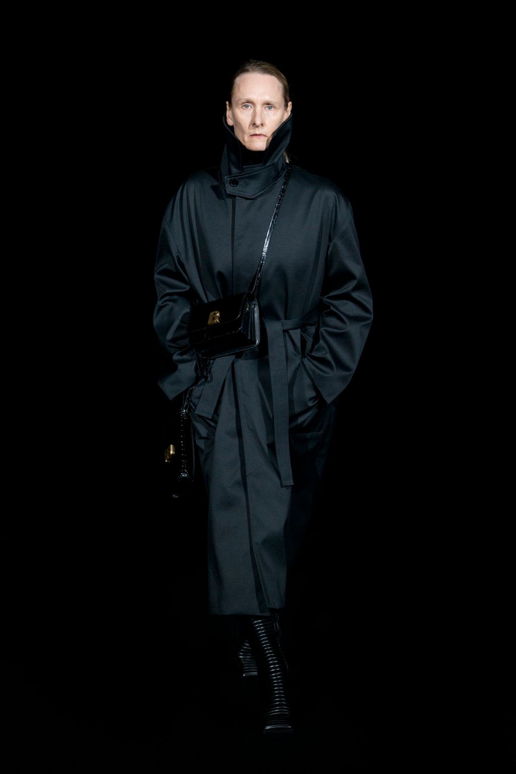 Fashion Week Paris Fall/Winter 2019 look 11 from the Balenciaga collection 女装