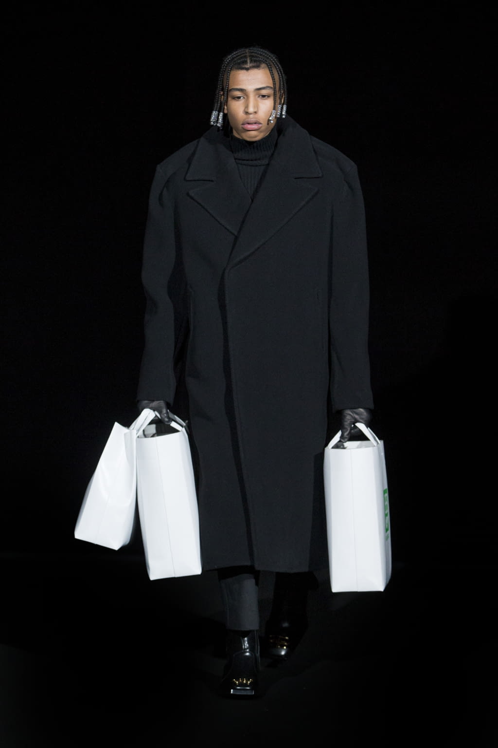 Fashion Week Paris Fall/Winter 2019 look 25 from the Balenciaga collection 女装