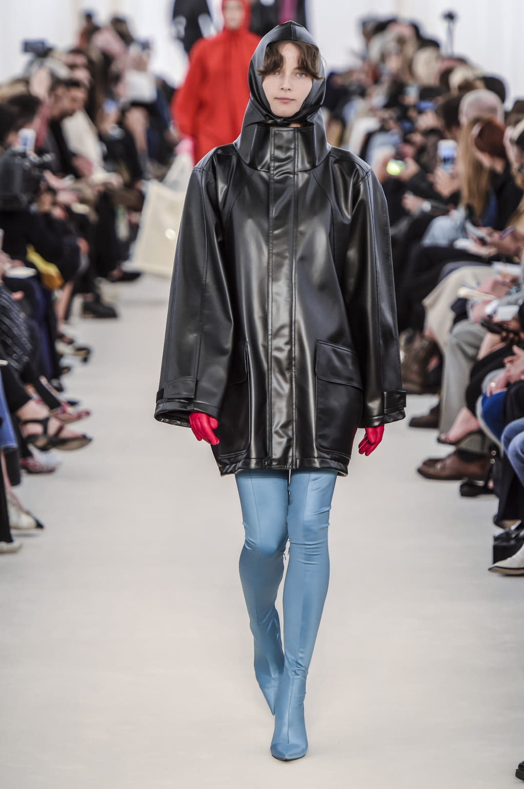 Fashion Week Paris Spring/Summer 2017 look 42 from the Balenciaga collection womenswear